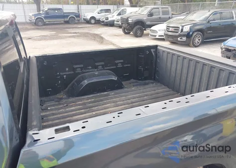 2021 Chevrolet Silverado 1500 4Wd Short Bed Ltz z USA, uszkodzony, nr VIN 1GCUYGED0MZ325960
